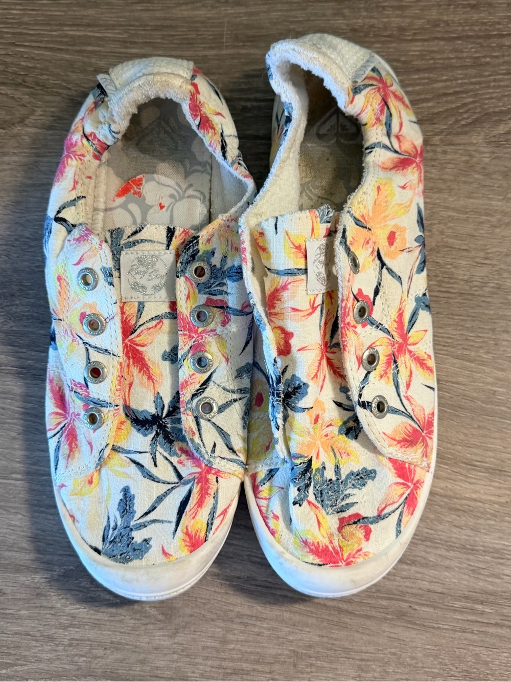 Women’s Floral Canvas Slip-On Sneakers - White with Pink & Yellow